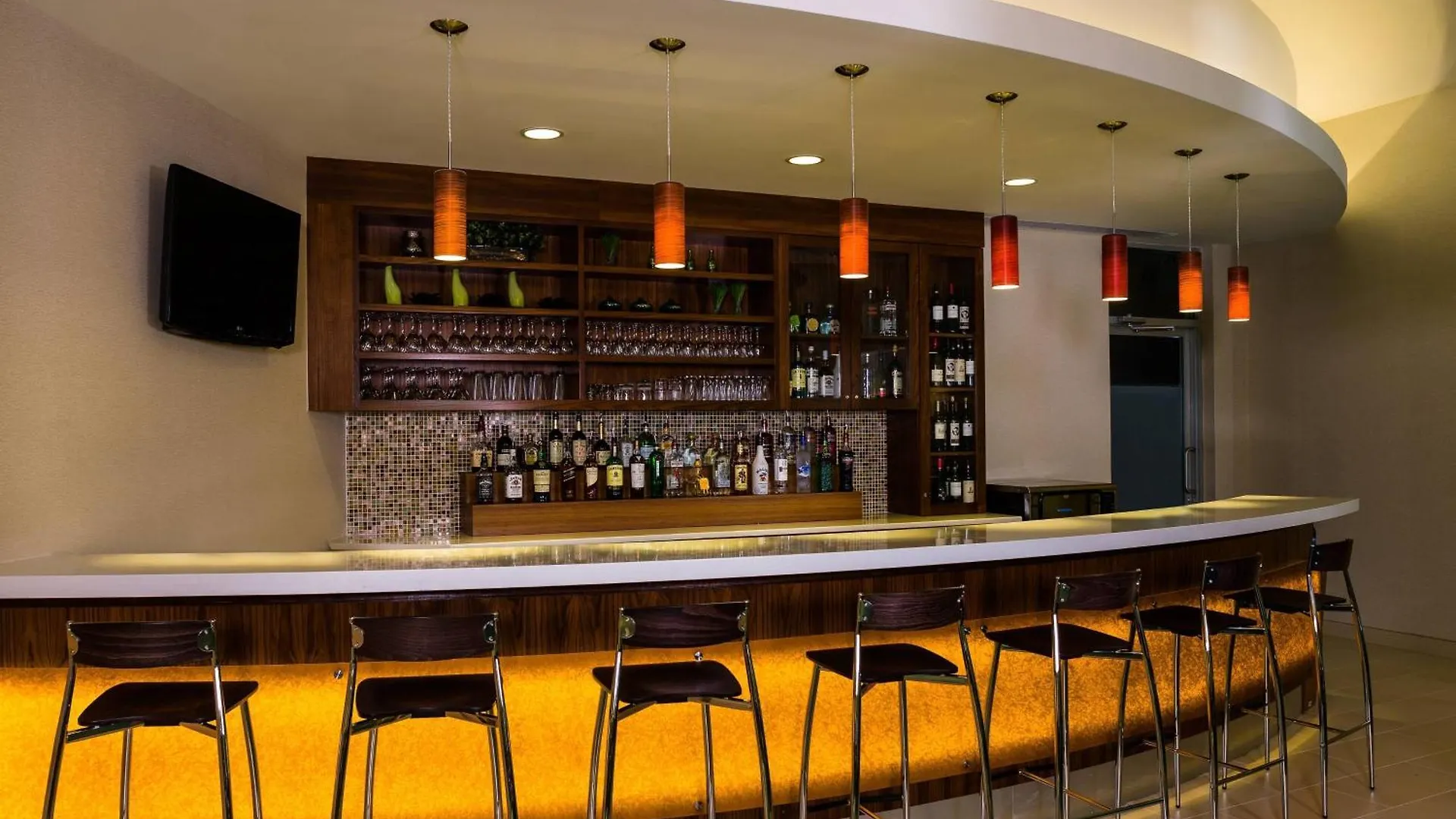 Hotel Springhill Suites By Marriott New York Laguardia Airport