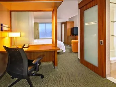Hotel Springhill Suites By Marriott New York Laguardia Airport