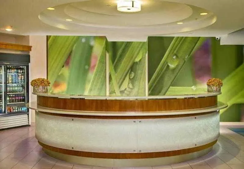 酒店 纽约拉瓜迪亚机场万豪春丘套房酒店